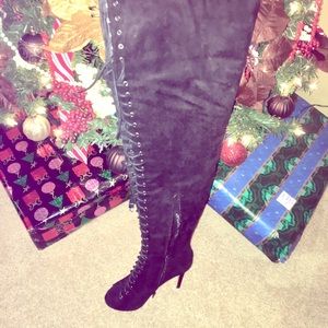 Black lace up Boots